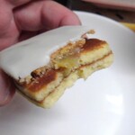 二葉堂 - ひと口食べた断面