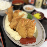 赤丸食堂 - 市岡海老蔵定食セット¥1660。