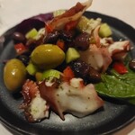 ヴァンヴィーノ - 明石蛸とオリーブのサラダ