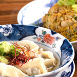 ドリルドリル - 名物水餃子・炒飯