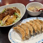 Gyouzano Sato - カルビ肉盛チャーハン＆焼餃子