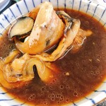 街のみなと食堂 - 本マグロ目玉煮300円