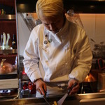 鉄板焼ばらもんや - 「焼き」一つにしても、マスターの「おもてなしの心」が伝わってきます。