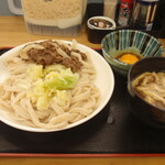 手打ちうどん ろくでなし - 蹴飛ばし２玉、熱盛りの卵と追加馬肉