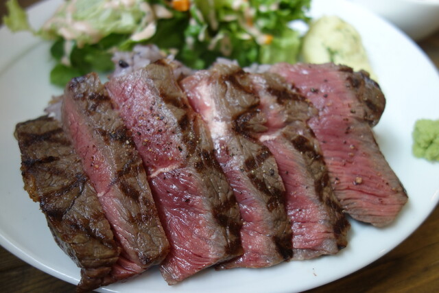 肉菜バル NiGoo（ニグー） - 鶴岡（ステーキ）の写真