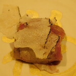 新日本料理おぶね - トリュフがかかった遠州夢咲牛の特選カルビ