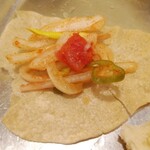 印度料理シタール - パパドにアチャール乗っけるとおつまみにいい感じ