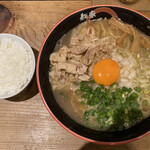 麺家　味勲拉 - 半ライス 無料