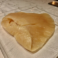 筑紫樓 銀座店 - 大きなフカヒレ