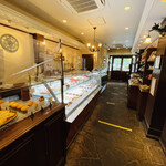 Patisserie Ravi,e relier - 