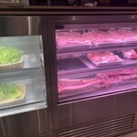 熟成肉専門店 ヨプの王豚塩焼 - 最適な温度・湿度を保った熟成室