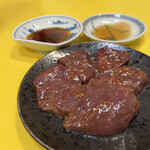 焼肉じゃじゃまる - 和牛レバー803円