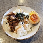 らーめん 鯉次 - ミニチャーシュー丼　100円