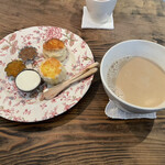 kiki:器々 - スコーンとカフェオレ