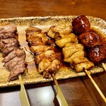 Yakitori Man - 天草大王焼鳥（もも、皮、えんがわ、つくね）　1本220円～