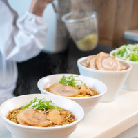 【ライブキッチン】旭川醤油ラーメン
