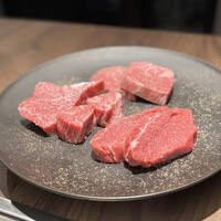 東京食肉市場直送 肉焼屋 D-29 広尾店 - 