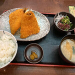 魚人食堂 - アジフライ定食 withカツオたたき小鉢