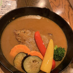 Bar Mamma mia! - 牛ステーキカレー