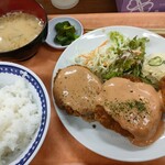 大衆食堂スタンド そのだ - メンチカツ定食　770円