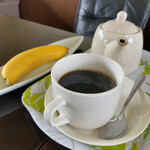 Cafe ジャドール - モーニングはバナナ、コーヒー。お昼でも可！