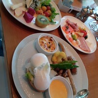 グランド キッチン - エッグベネディクトを選択