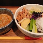 TAMA - 肉野菜蕎麦