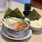 熟成豚骨ラーメン専門 一番軒 - 