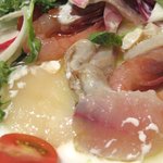 ブラッスリ 風間 - (09/6夜)サラダをよけて鮮魚のマリネ部分をアップで