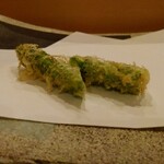 秋田 てんぷら みかわ - ⑬秋田産アスパラ穂先