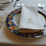 フレンチレストラン ミクニ サッポロ - ２０２２年５月２９日のテーブルセット