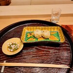 日本料理 研野 - 点心は干し貝柱と海老、豚肉のもち米焼売