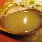 濃厚蟹みそラーメン 石黒商店 - スープ