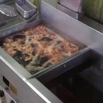 宮内商店 - 大きなフライヤーで10分ぐらいかな？