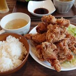 睦橋酒場 森のカレー - 唐揚げ定食＋爆盛