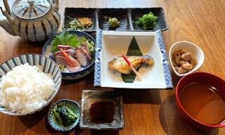 Sumiyaki Dainingu Wa - 魚定食