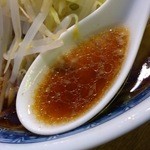 らーめん こじろう - 上品な醤油スープは「日暮里ブラウン」と言われている！