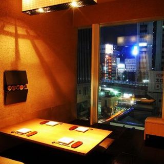 Private room with sunken kotatsu for 9 to 12 people