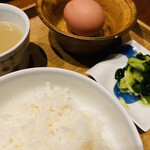 やきとり 嶋家 - 卵かけご飯。