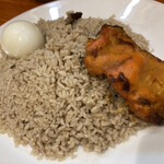 バングラキッチン西千葉 - メニューはタンドリーチキン表記だけど、実際には喰べやすくてスパイシーなチキンティッカです。