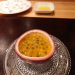 やまぐち - 白味噌とフォアグラ、パッションフルーツ