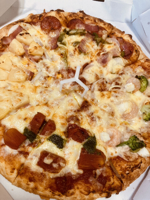 ピザハット 弘前店 - 中央弘前（ピザ）の写真