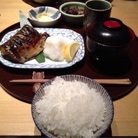 伊豆の旬 やんも 丸の内店 - 定食