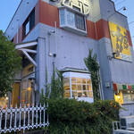 アムール - 外観