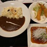 アムール - よくばりカレー