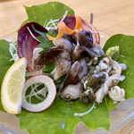 かもめ食堂 - トリガイの刺し身