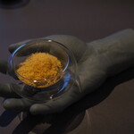 プレゼンテ スギ - スズキのからすみとボラのからすみをブランデー漬けに、千葉在来の蕎麦