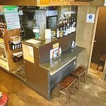 ささづか酒場 はだか電球 - 店内