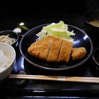 とんかつ山本_1