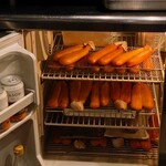 やまぐち - カウンター奥の冷蔵庫の中